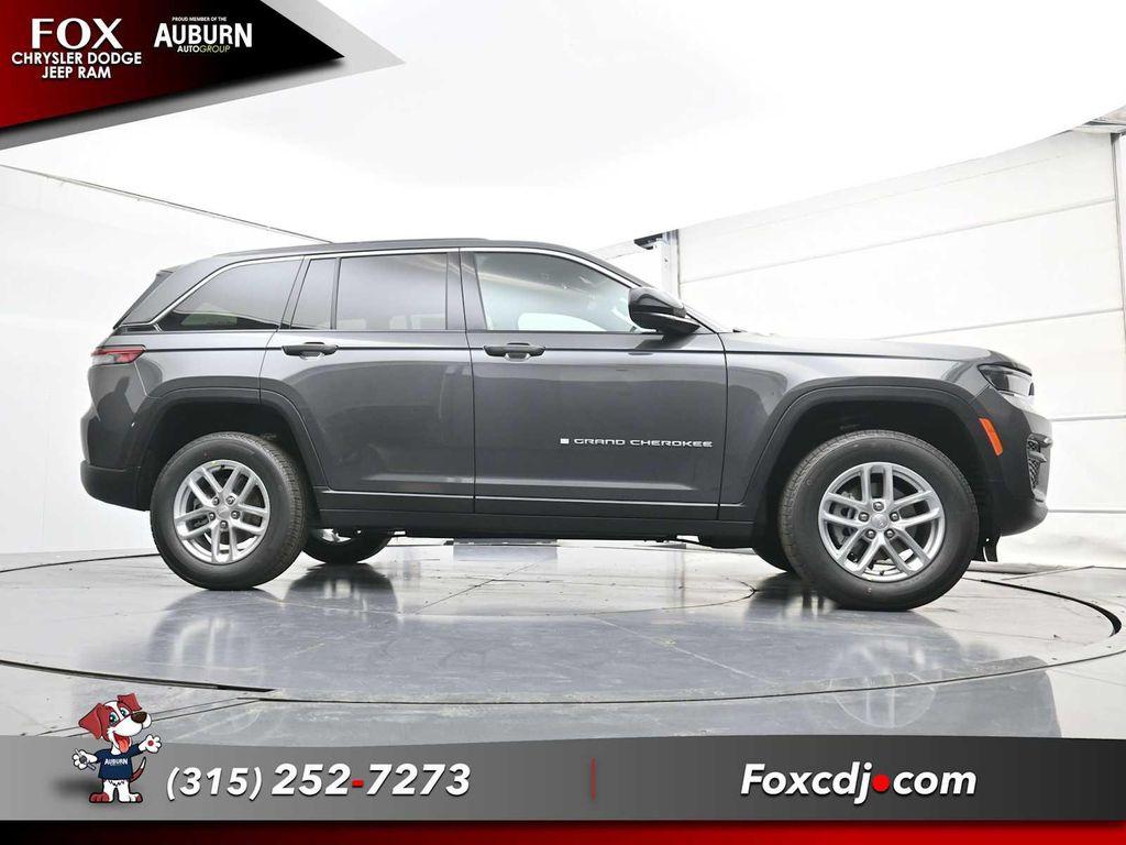 new 2025 Jeep Grand Cherokee car, priced at $43,409