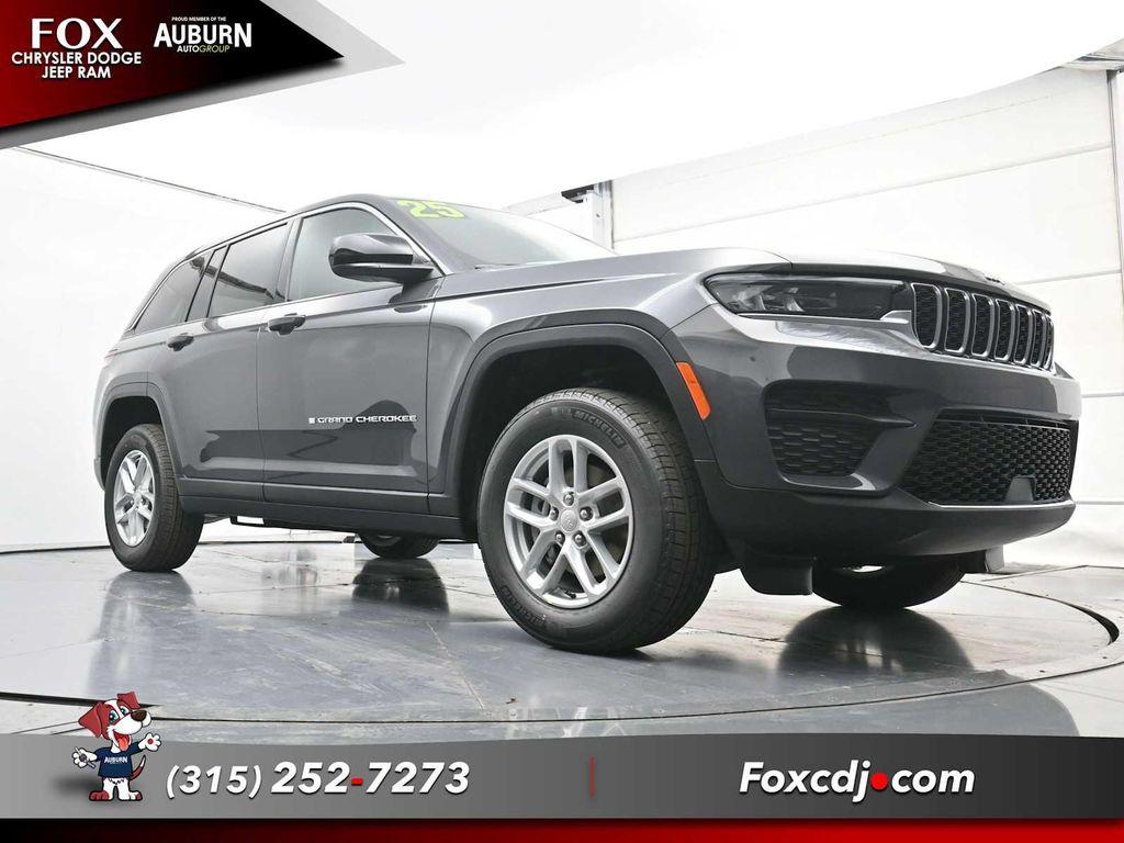 new 2025 Jeep Grand Cherokee car, priced at $43,409