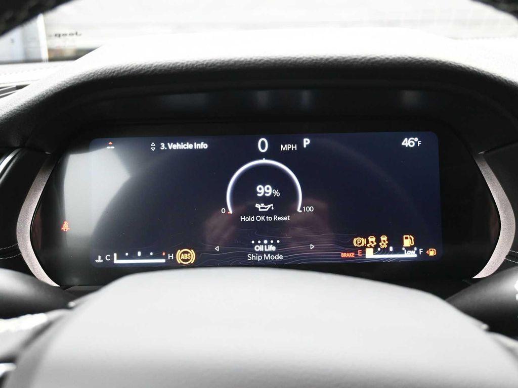 new 2025 Jeep Grand Cherokee car, priced at $43,409