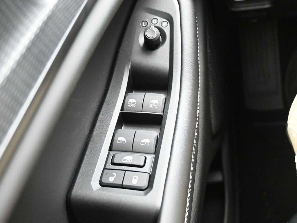 new 2025 Jeep Grand Cherokee car, priced at $43,409