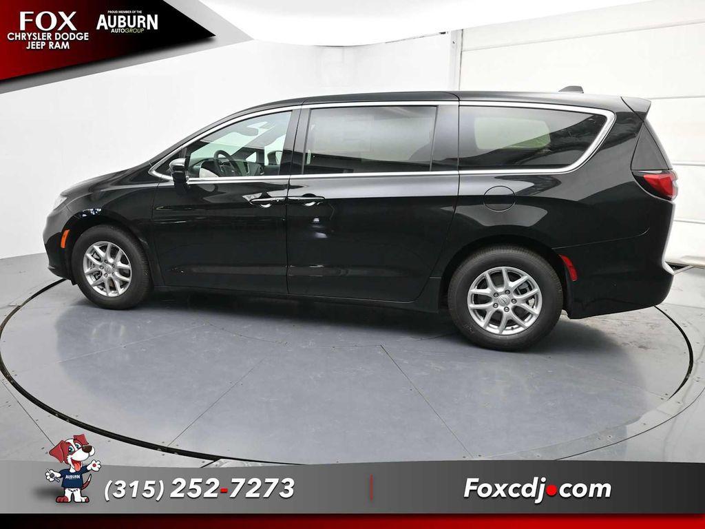 new 2026 Chrysler Pacifica car, priced at $43,593