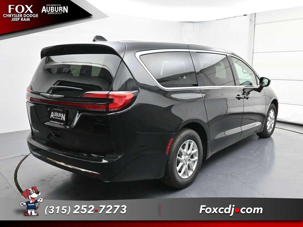 new 2026 Chrysler Pacifica car, priced at $43,593