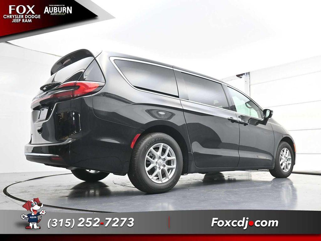 new 2026 Chrysler Pacifica car, priced at $43,593