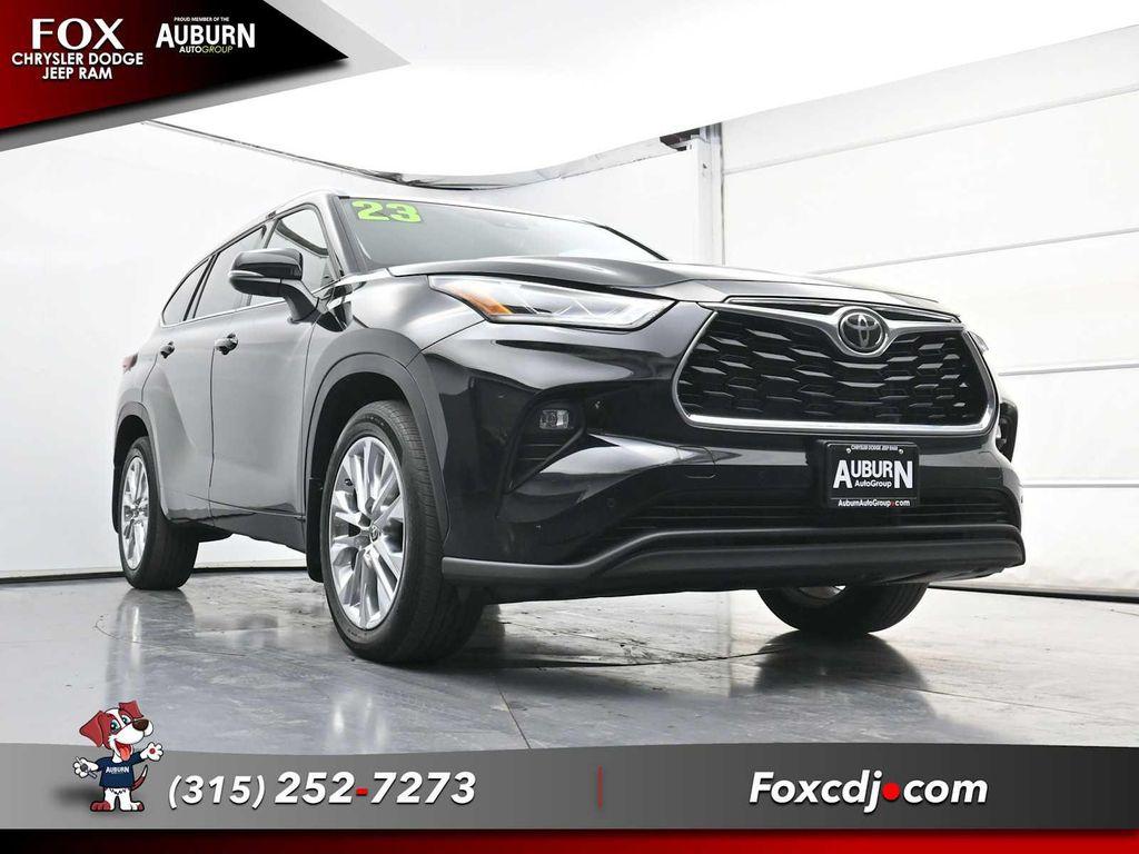 used 2023 Toyota Highlander car, priced at $41,995