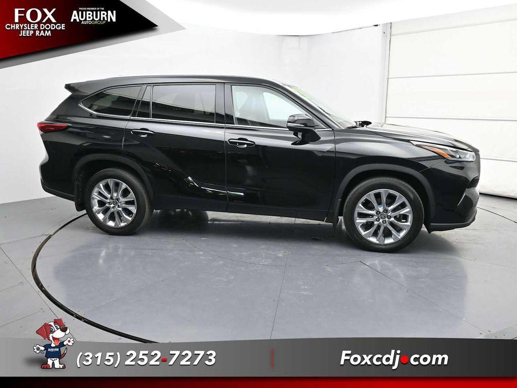 used 2023 Toyota Highlander car, priced at $41,995