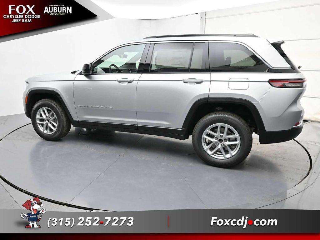 new 2025 Jeep Grand Cherokee car, priced at $44,170