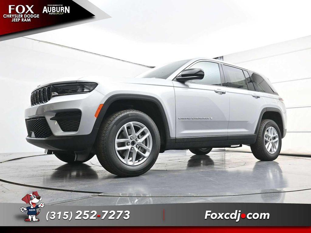 new 2025 Jeep Grand Cherokee car, priced at $44,170