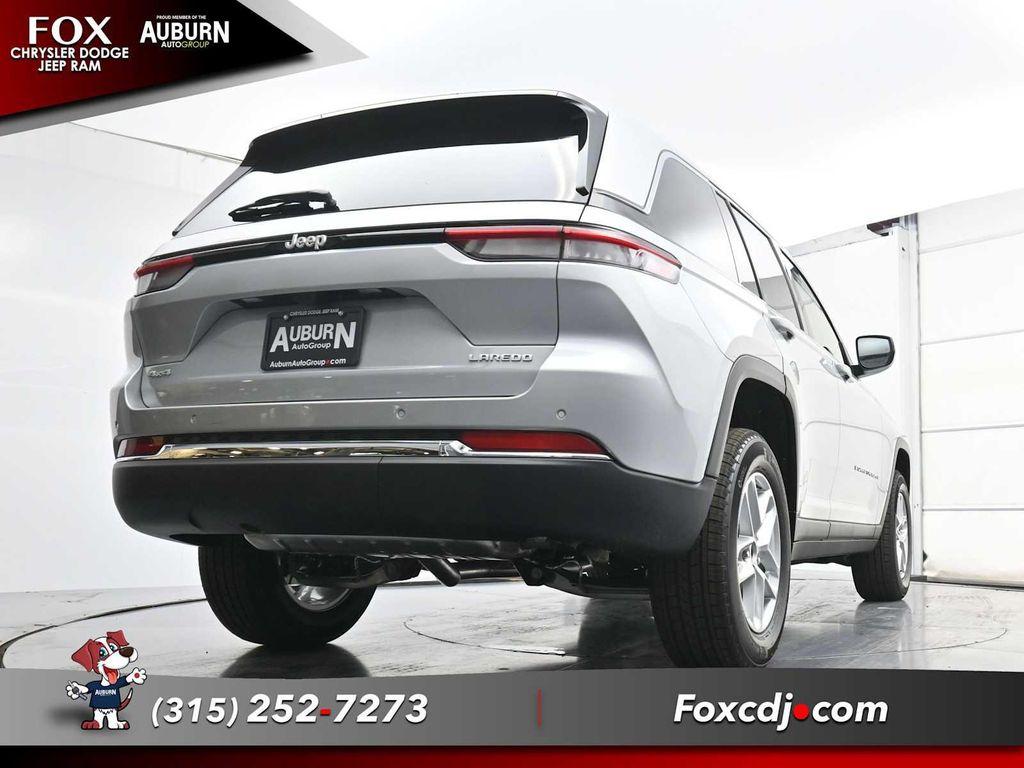 new 2025 Jeep Grand Cherokee car, priced at $44,170