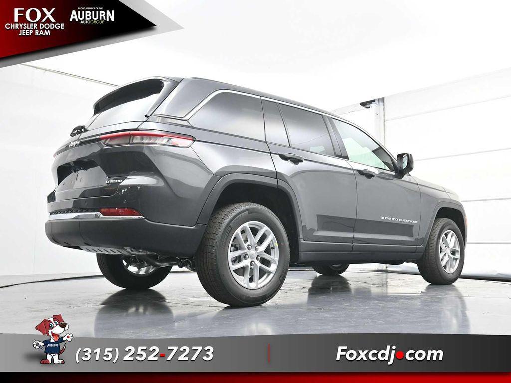 new 2025 Jeep Grand Cherokee car, priced at $43,284