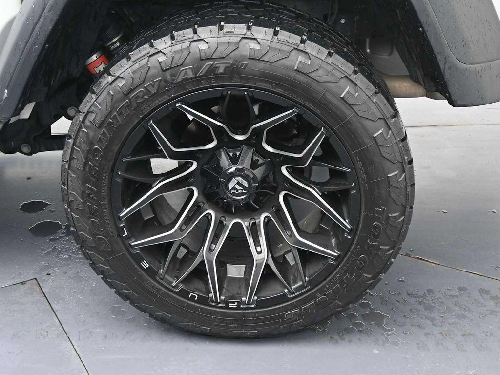 used 2023 Jeep Gladiator car, priced at $43,495