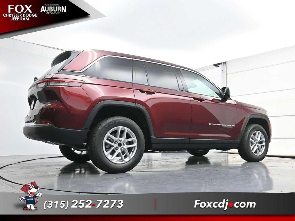 new 2025 Jeep Grand Cherokee car, priced at $45,165