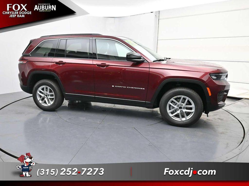 new 2025 Jeep Grand Cherokee car, priced at $45,165