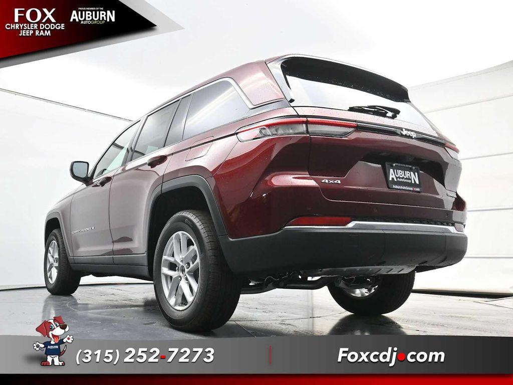 new 2025 Jeep Grand Cherokee car, priced at $45,165