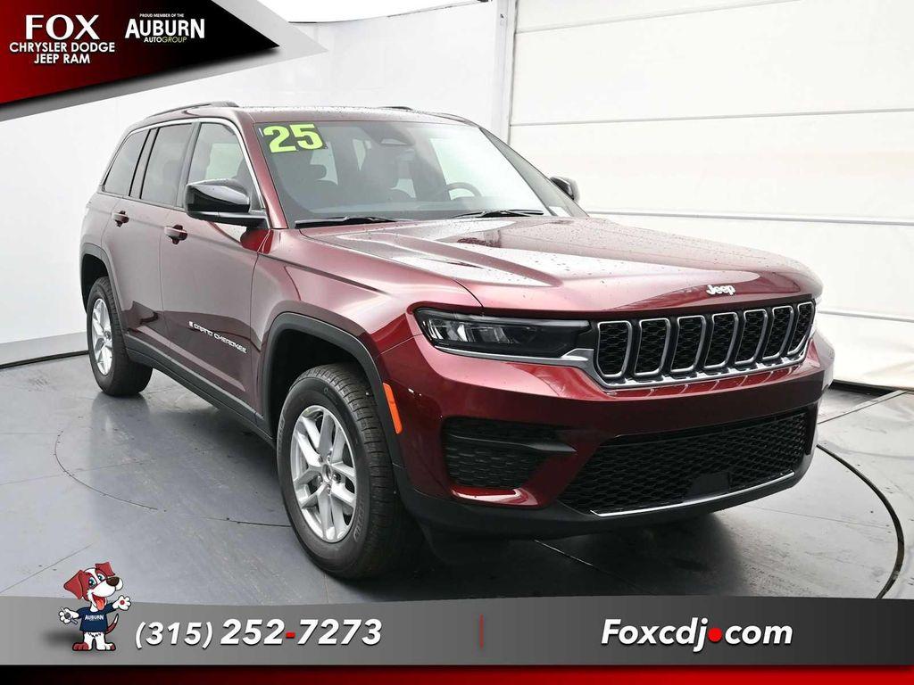 new 2025 Jeep Grand Cherokee car, priced at $45,165