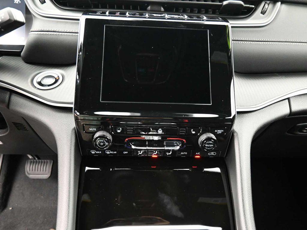 new 2025 Jeep Grand Cherokee car, priced at $45,165