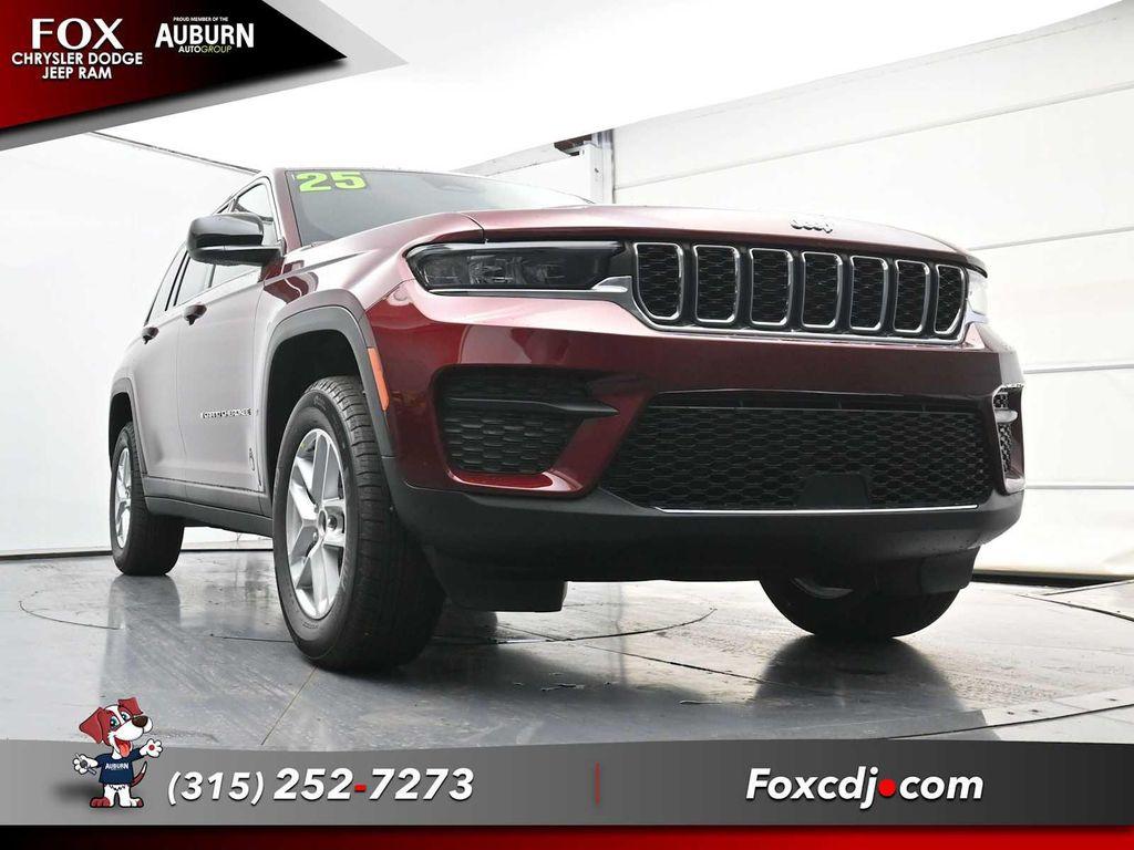 new 2025 Jeep Grand Cherokee car, priced at $45,165