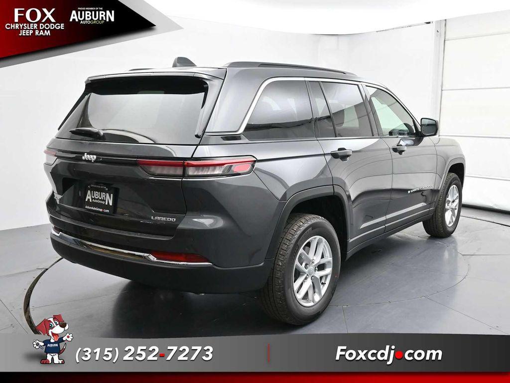 new 2025 Jeep Grand Cherokee car, priced at $45,165