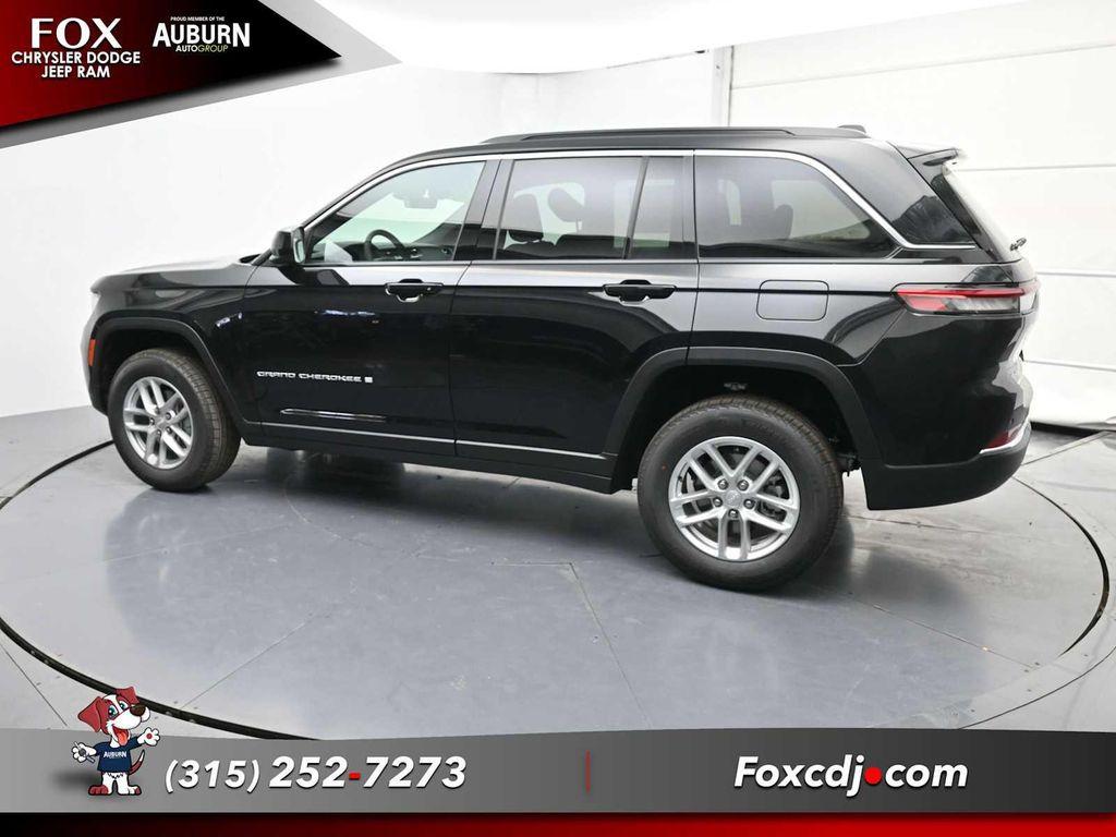 new 2025 Jeep Grand Cherokee car, priced at $43,409