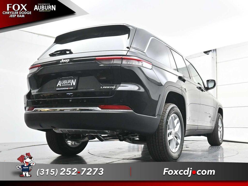 new 2025 Jeep Grand Cherokee car, priced at $43,409