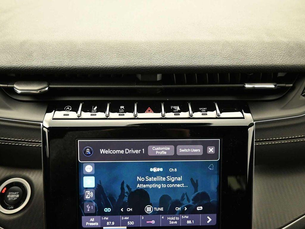 new 2025 Jeep Grand Cherokee car, priced at $43,409