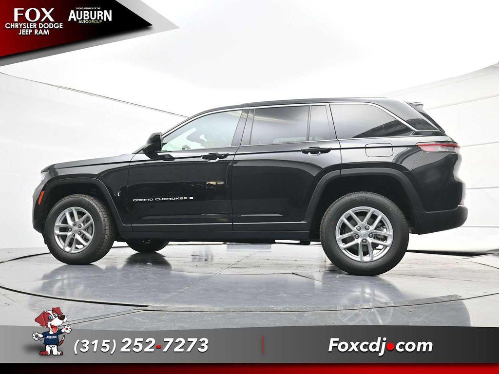 new 2025 Jeep Grand Cherokee car, priced at $43,409