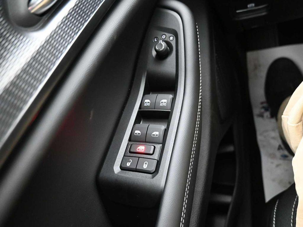 new 2025 Jeep Grand Cherokee car, priced at $43,409