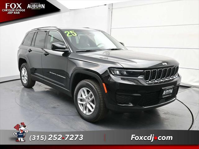 new 2025 Jeep Grand Cherokee car, priced at $43,284
