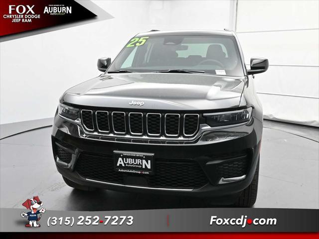 new 2025 Jeep Grand Cherokee car, priced at $43,284