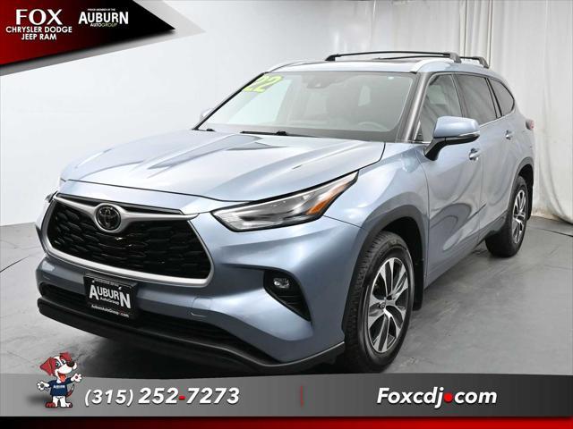 used 2022 Toyota Highlander car, priced at $36,995