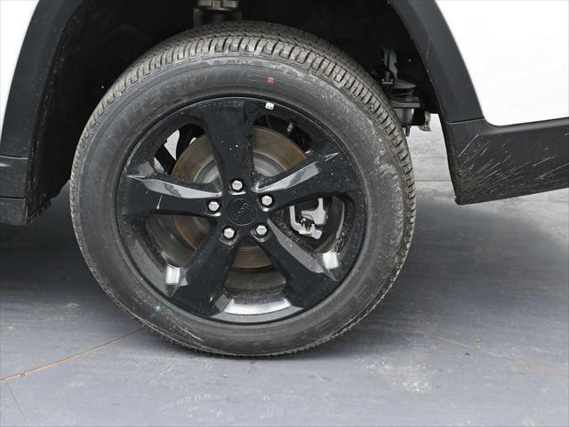 new 2025 Jeep Grand Cherokee L car, priced at $48,490