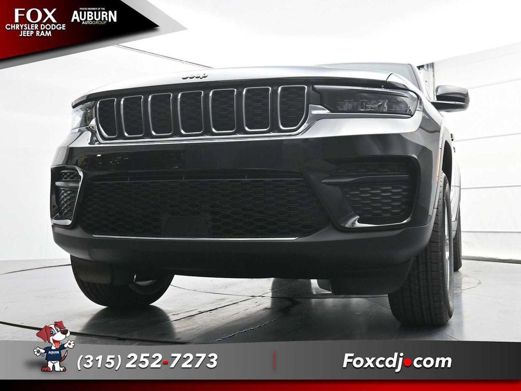 new 2025 Jeep Grand Cherokee car, priced at $43,409