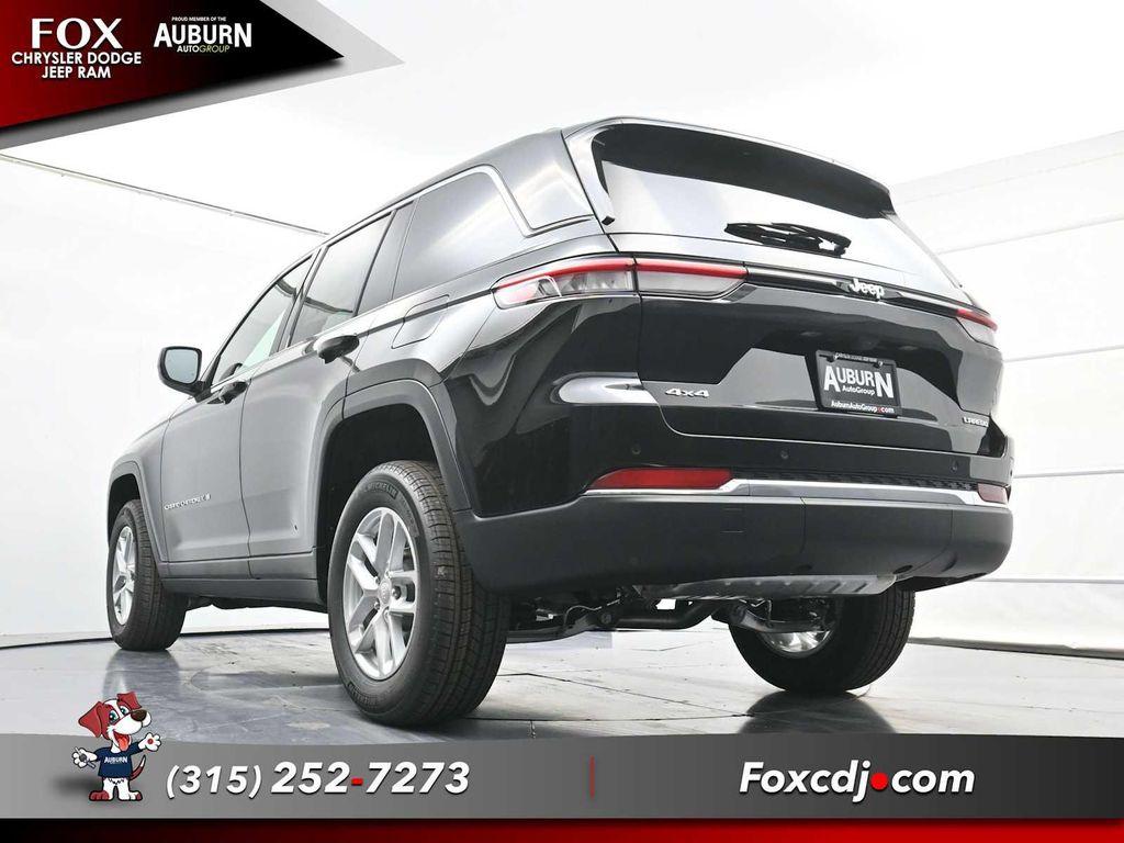 new 2025 Jeep Grand Cherokee car, priced at $43,409