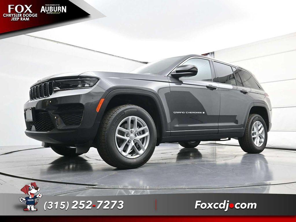 new 2025 Jeep Grand Cherokee car, priced at $44,170