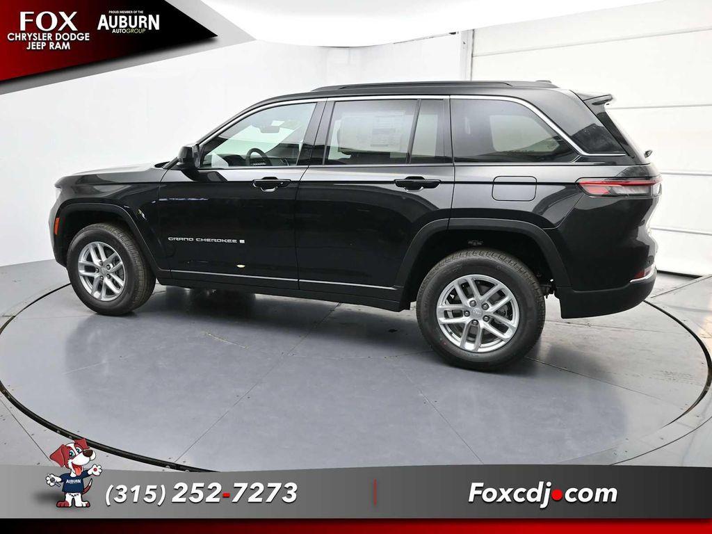 new 2025 Jeep Grand Cherokee car, priced at $44,170