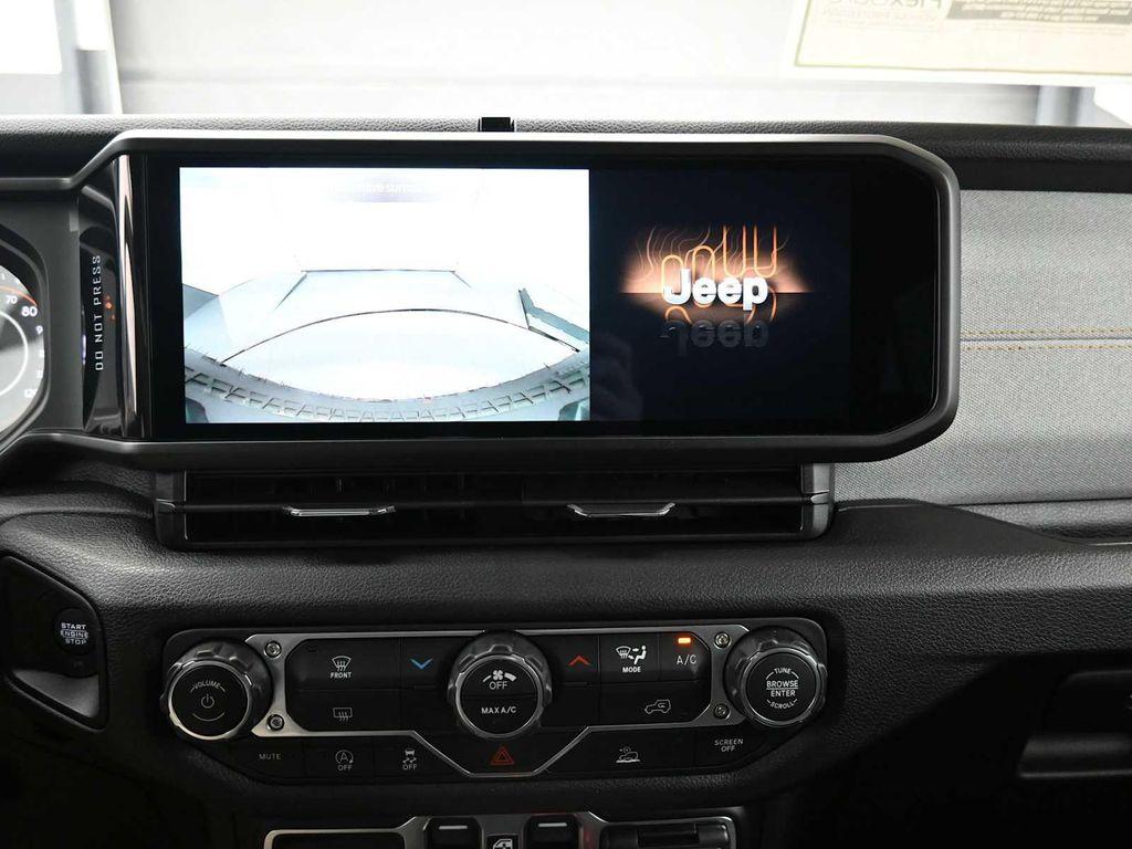 new 2025 Jeep Wrangler car, priced at $51,074
