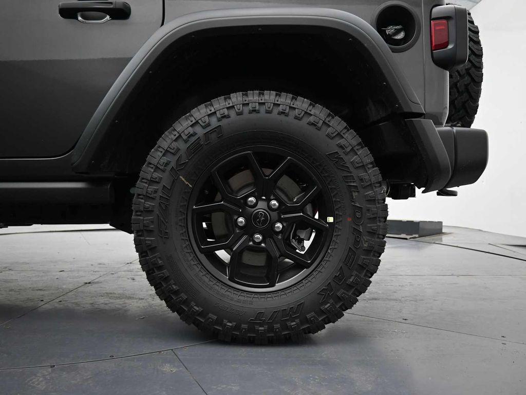 new 2025 Jeep Wrangler car, priced at $51,074