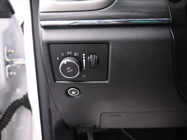 used 2022 Jeep Grand Cherokee car, priced at $28,995