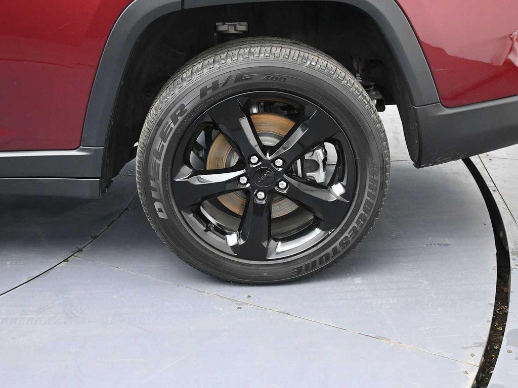 used 2023 Jeep Grand Cherokee L car, priced at $33,995