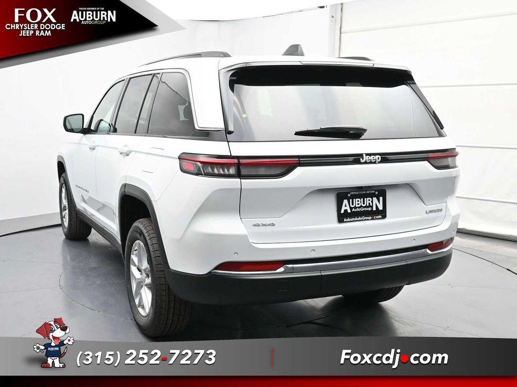 new 2025 Jeep Grand Cherokee car, priced at $42,873