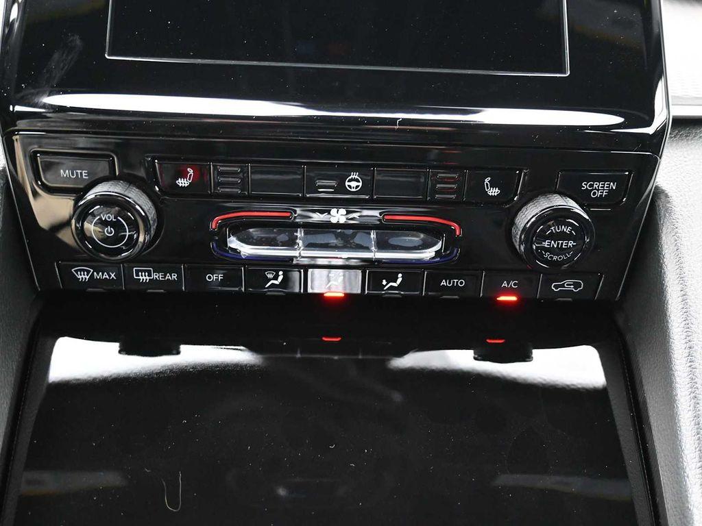 new 2025 Jeep Grand Cherokee car, priced at $42,873