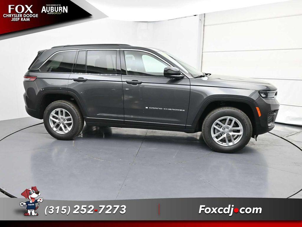 new 2025 Jeep Grand Cherokee car, priced at $44,180