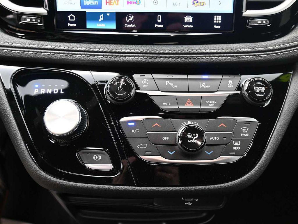 new 2026 Chrysler Pacifica car, priced at $45,299
