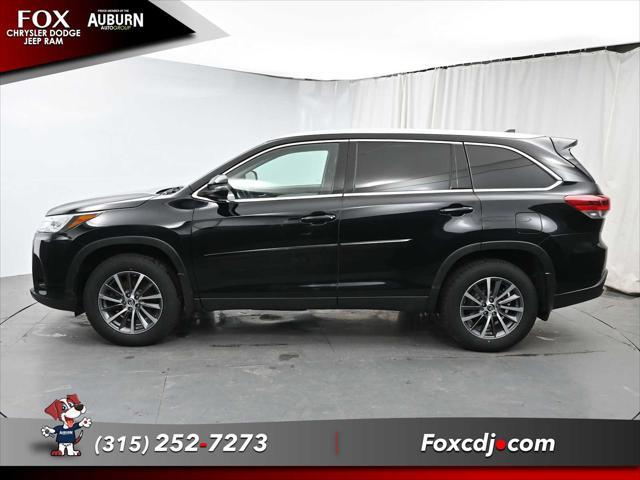 used 2019 Toyota Highlander car, priced at $23,995