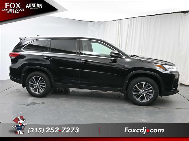 used 2019 Toyota Highlander car, priced at $23,995