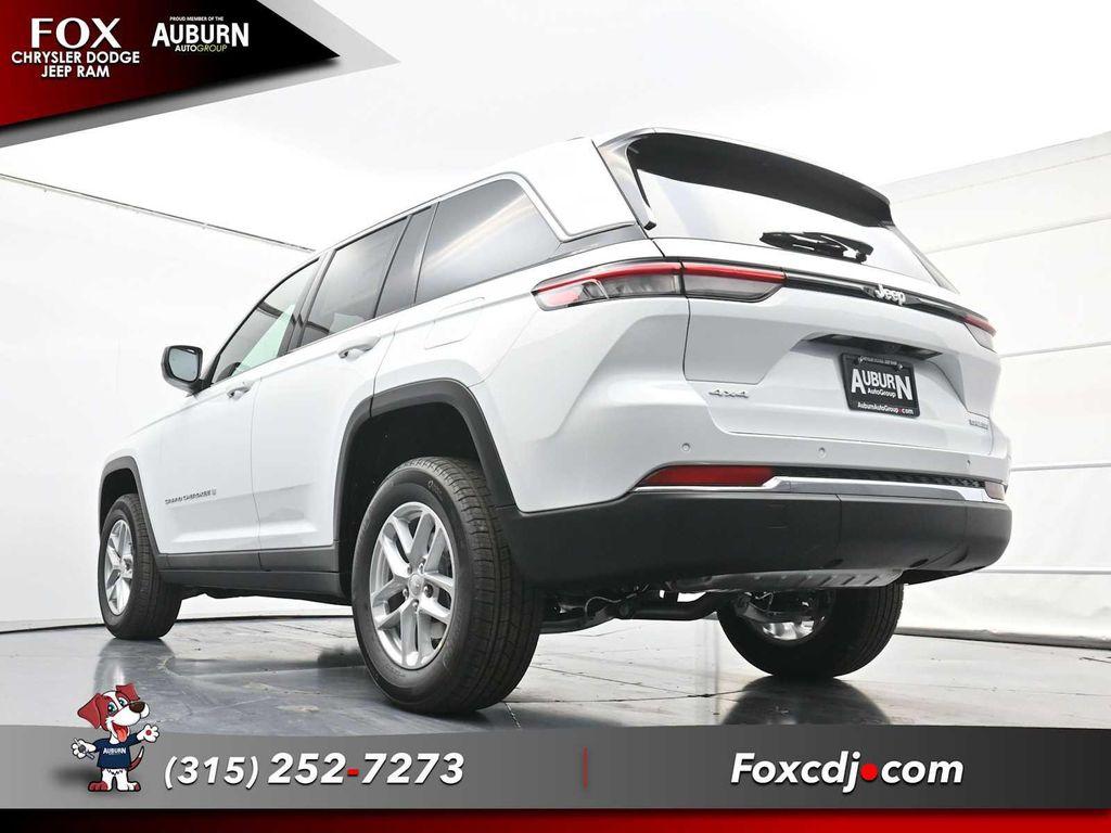 new 2025 Jeep Grand Cherokee car, priced at $42,873