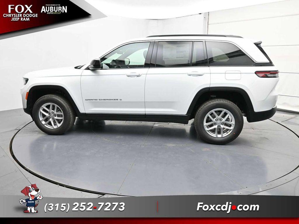 new 2025 Jeep Grand Cherokee car, priced at $42,873