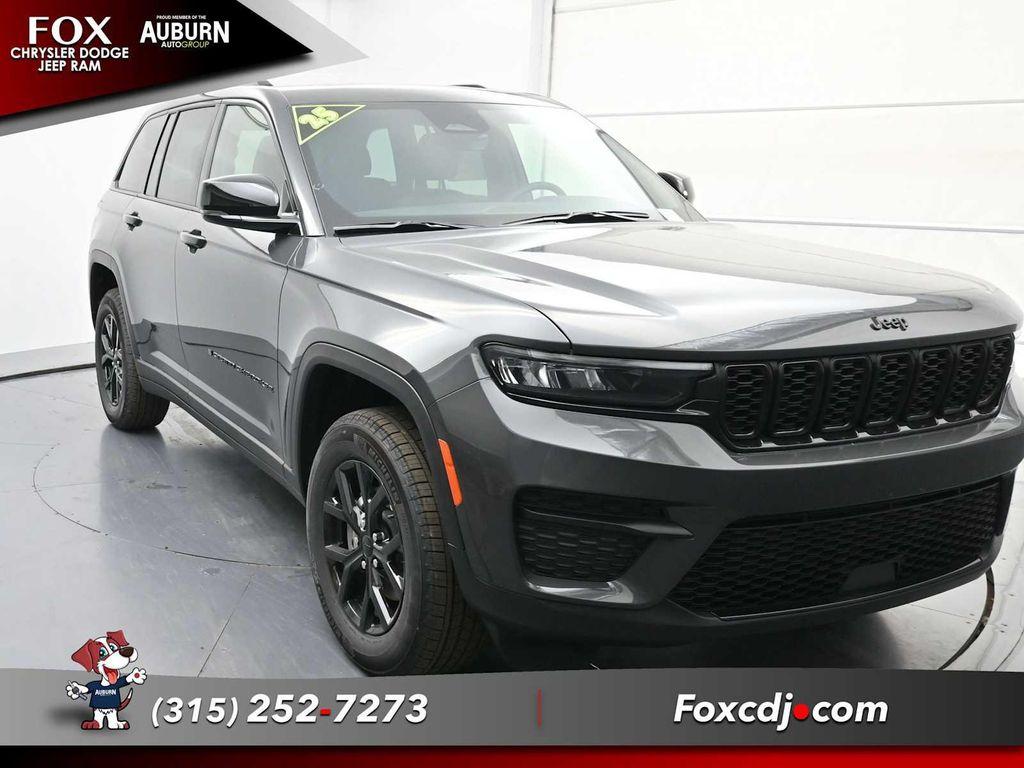 new 2025 Jeep Grand Cherokee car, priced at $47,725