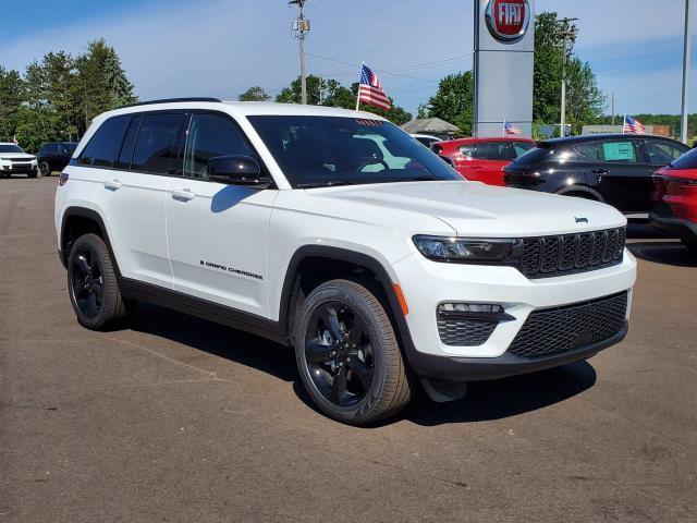 new 2024 Jeep Grand Cherokee car, priced at $46,459