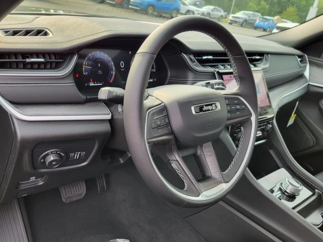 new 2024 Jeep Grand Cherokee L car, priced at $47,689