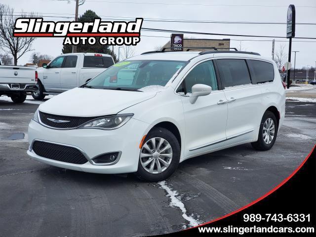 used 2017 Chrysler Pacifica car, priced at $12,489